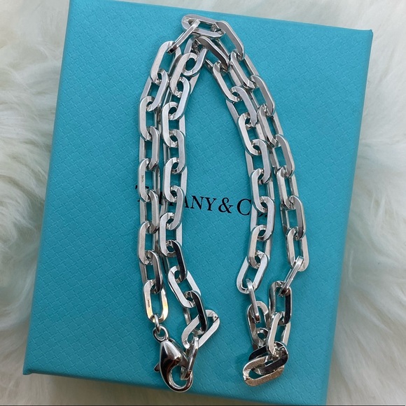 Tiffany Co Flat Oval Link Necklace 55 